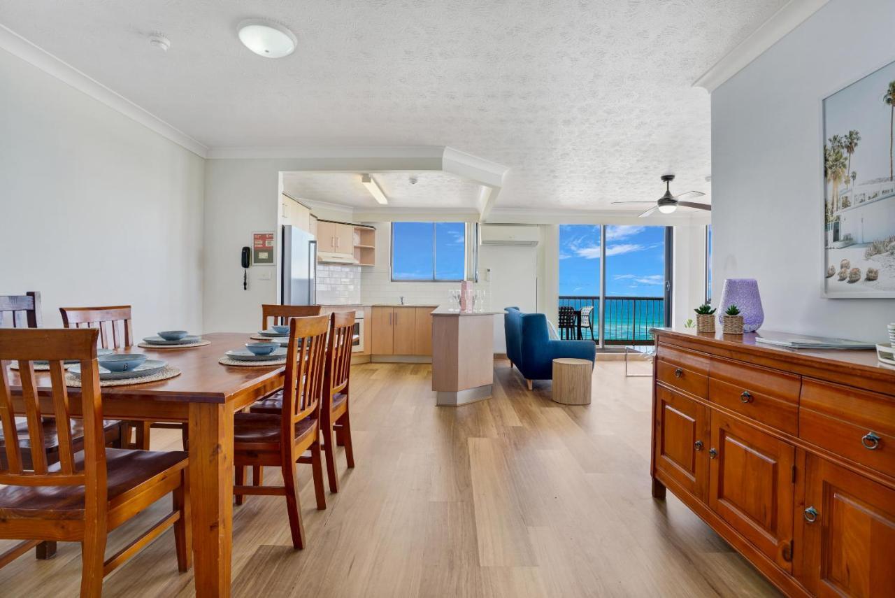 Beach Palms Holiday Apartments โกลด์โคสต์ ภายนอก รูปภาพ