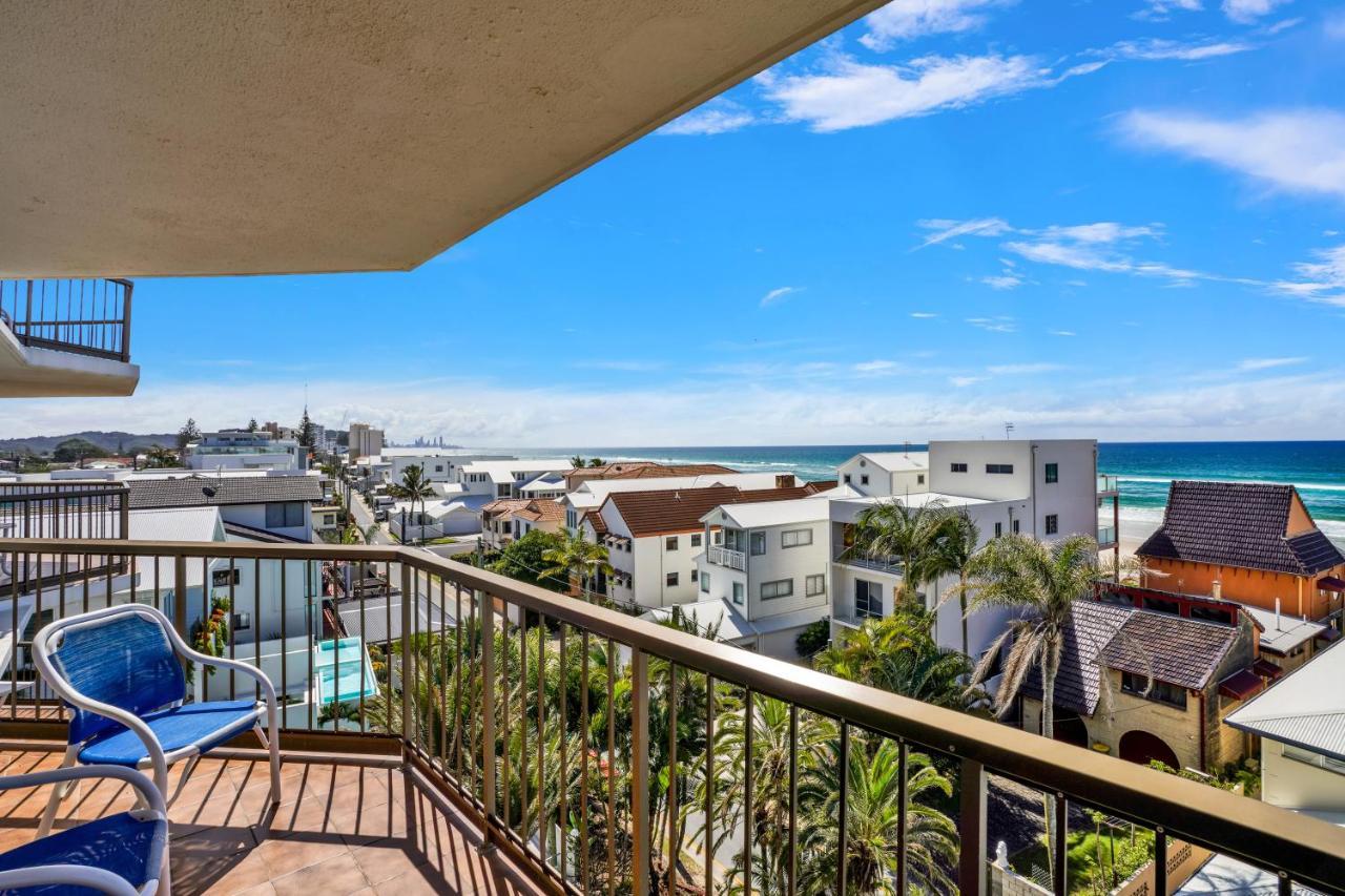 Beach Palms Holiday Apartments โกลด์โคสต์ ภายนอก รูปภาพ