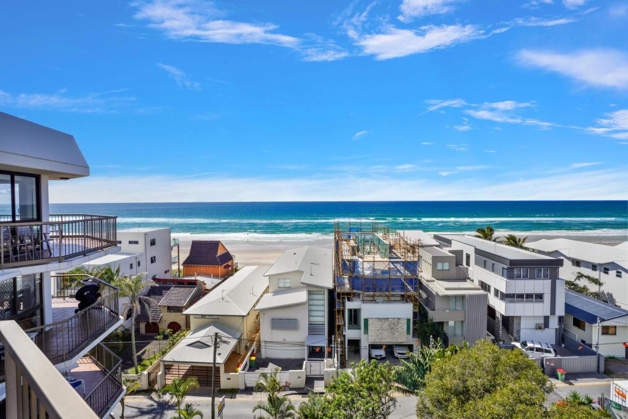Beach Palms Holiday Apartments โกลด์โคสต์ ภายนอก รูปภาพ